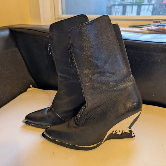 John Fluevog Heebie Jeebies Wedged mid-calf boot size 9 in VGUC - Picture 6 of 14